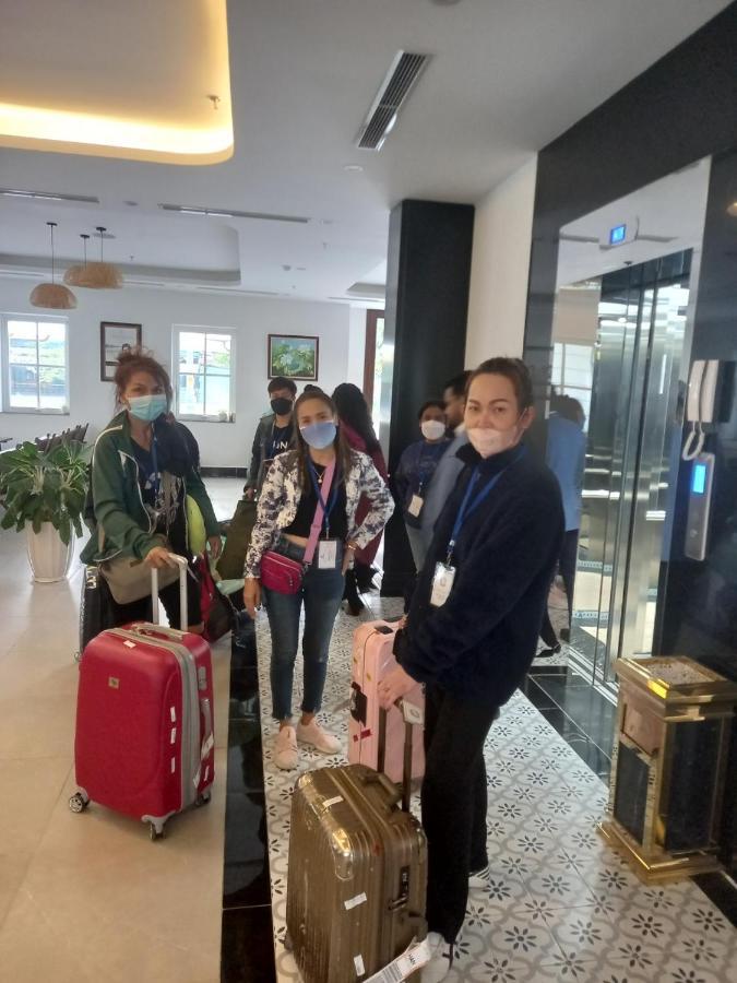 Indotel Halong Hotel Ha Long Bagian luar foto